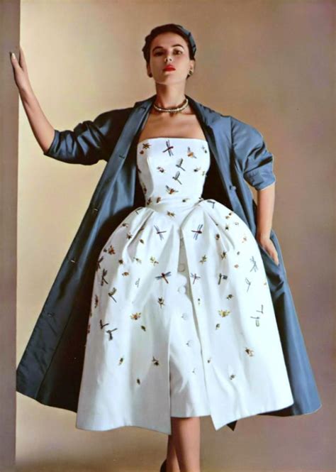 dior summer coat 1950 pointed collar|1951 dior dresses.